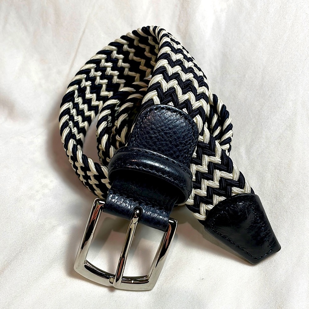 Anderson’s stretch belt. 33-36” waist. Navy blue and white with navy leather.